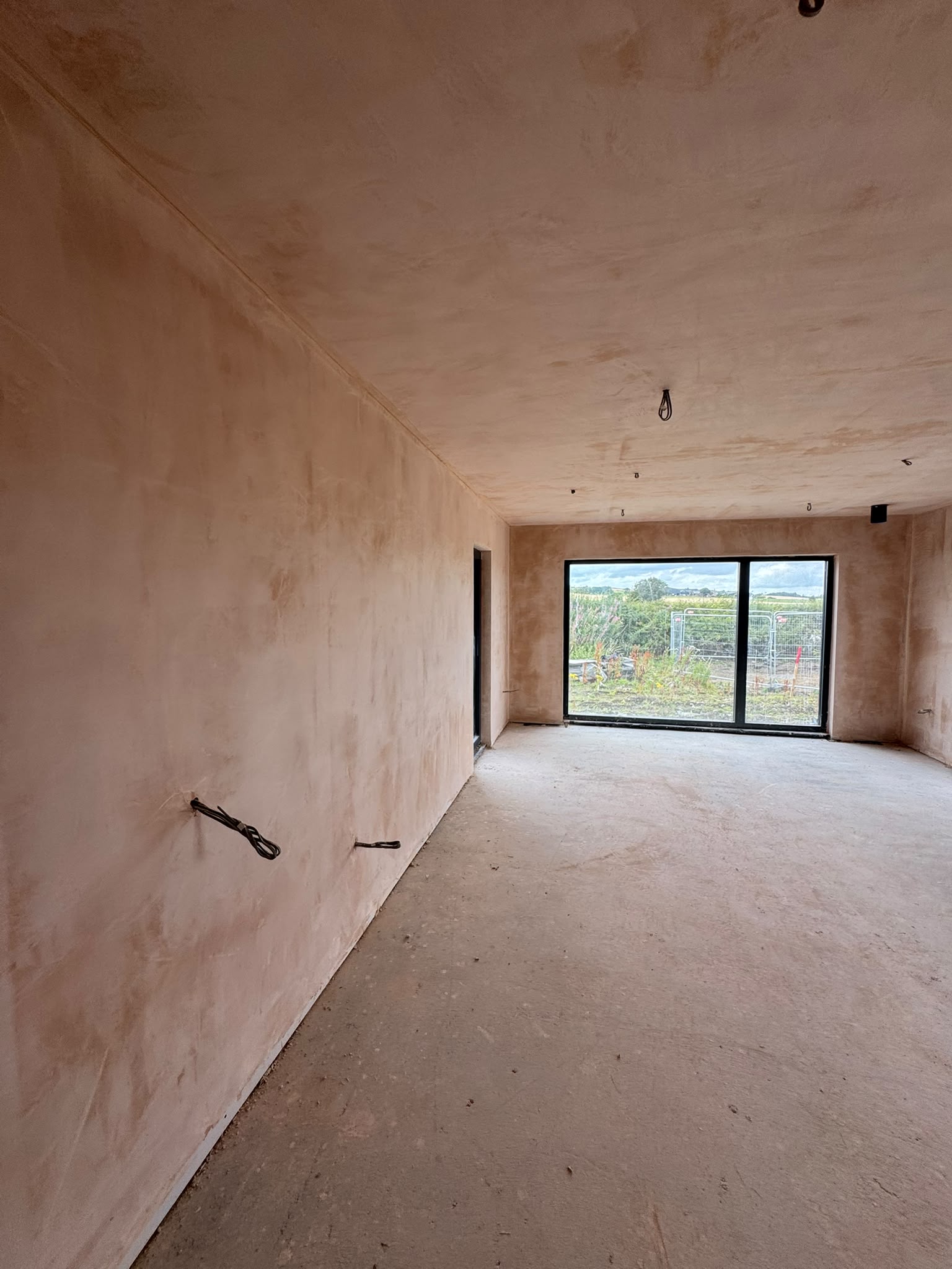 Professional skimming work completed by CTL Plastering in the Central Belt