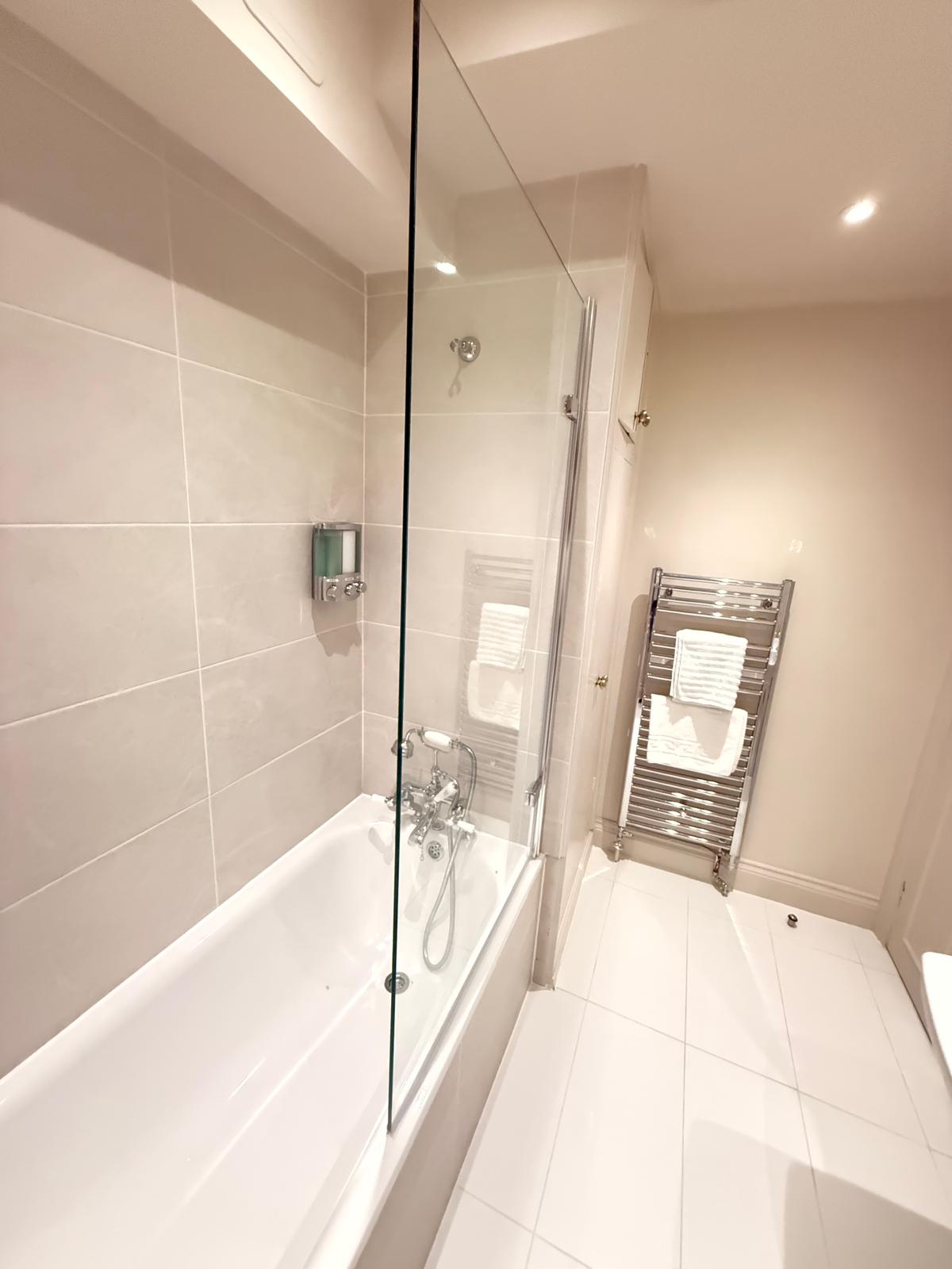  End of Tenancy Cleaning