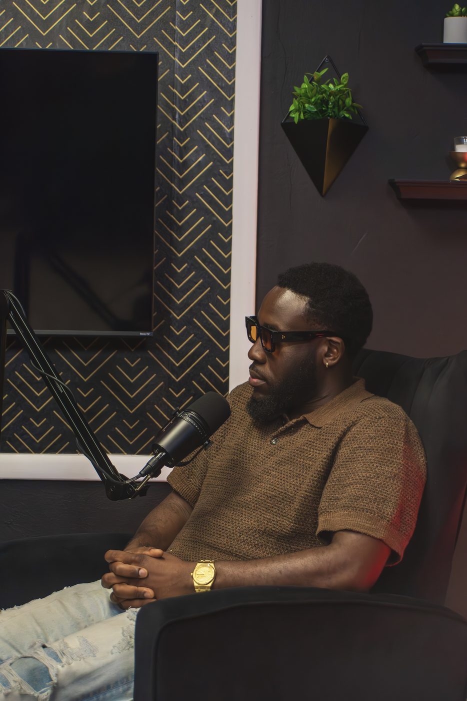 Wasi Akin in the studio
