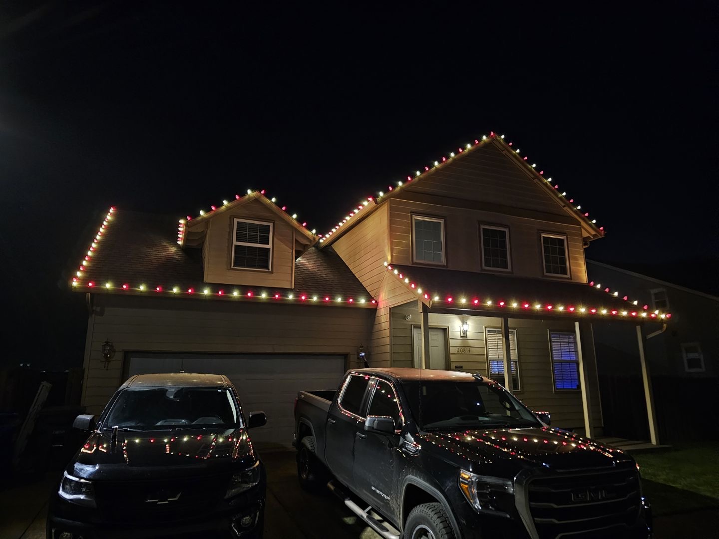 Anderson Festive Fixtures holiday lighting display