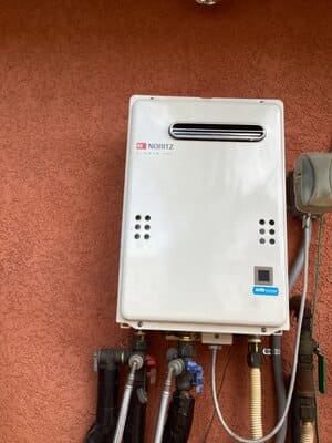 {{ custom_values.service_3 }} in {{custom_values.area_3})