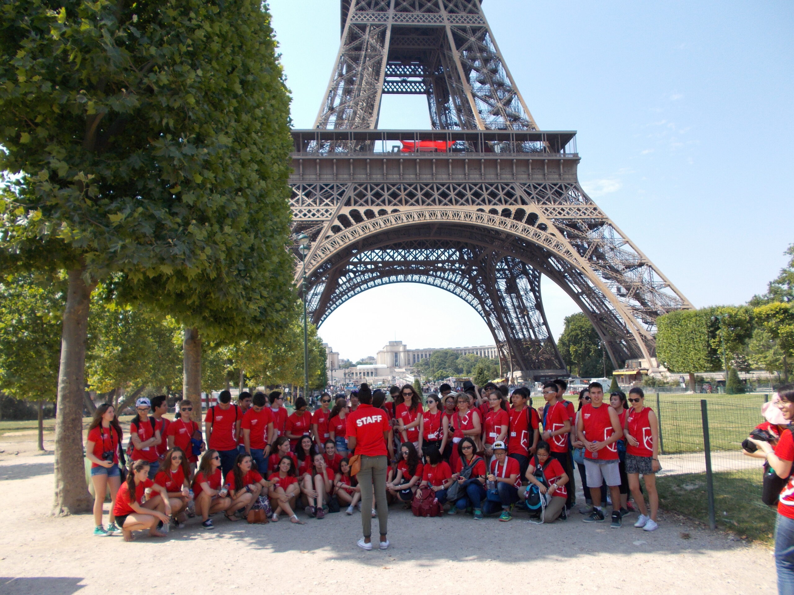 Paris Excursion - Youth Camp Activities