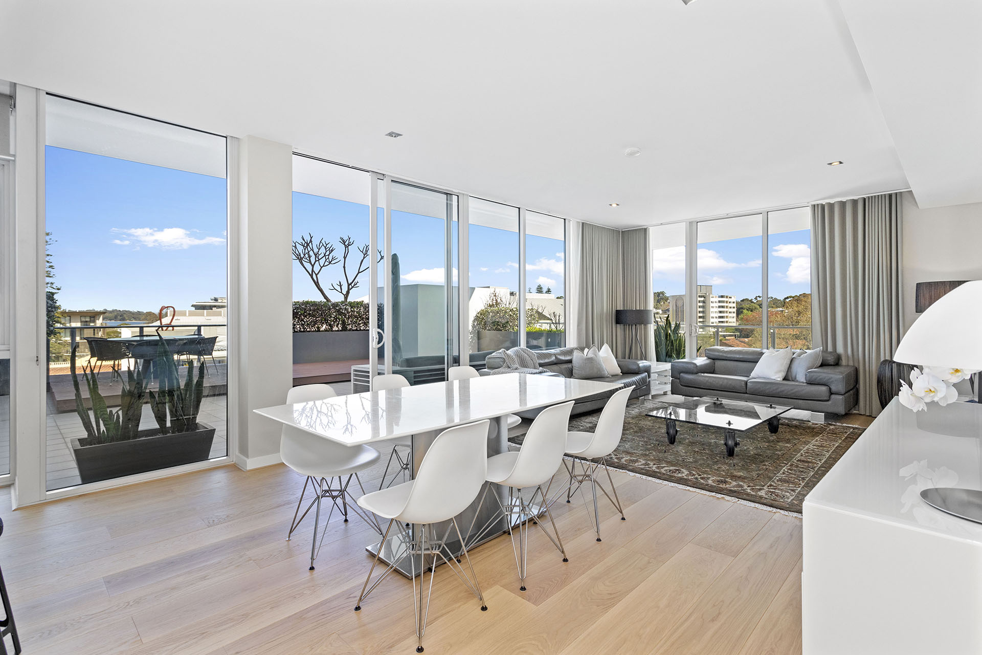 411/2 Bovell Lane, Claremont Dining Room