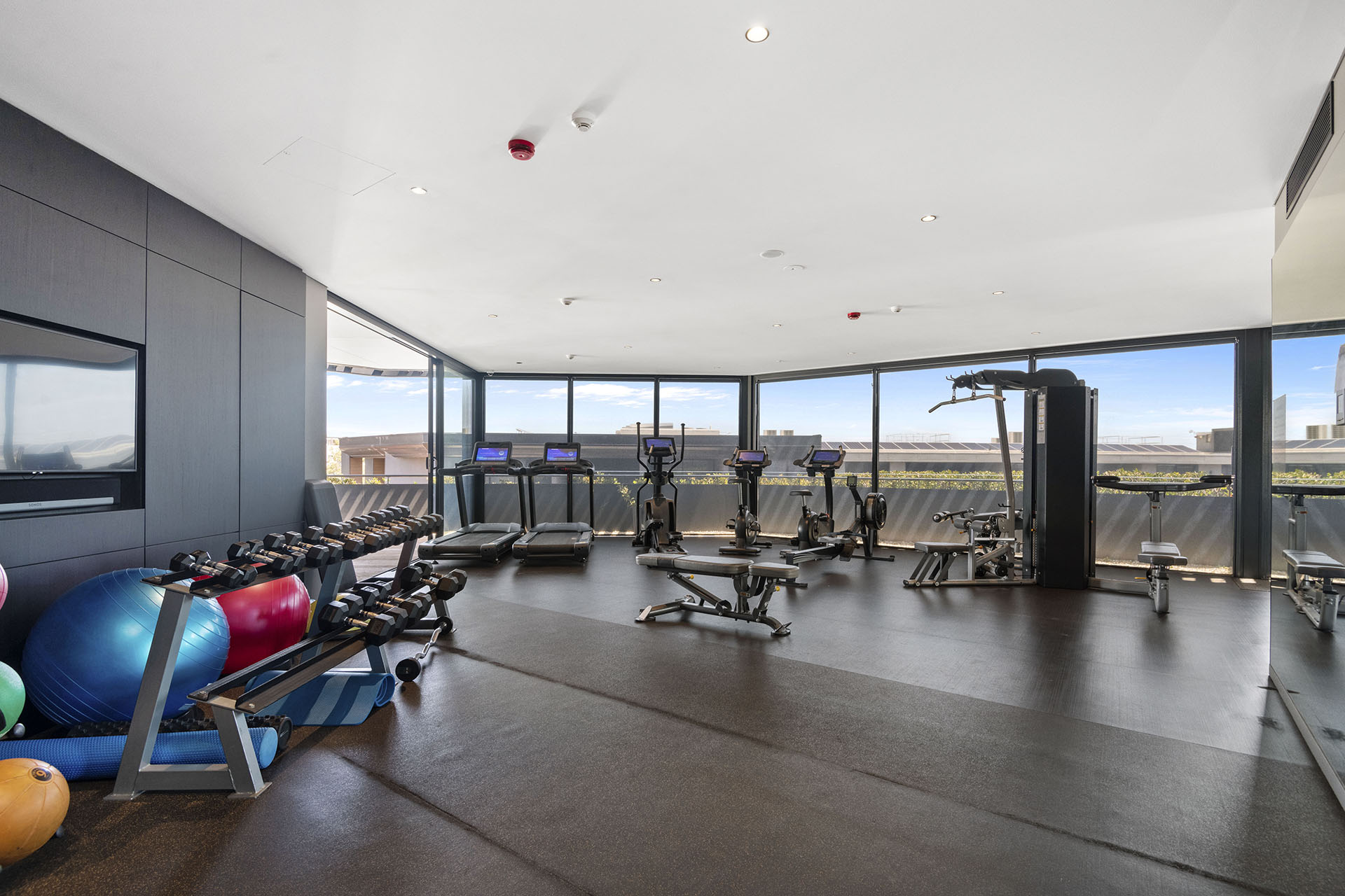 605/74 Price Street Subiaco Gym