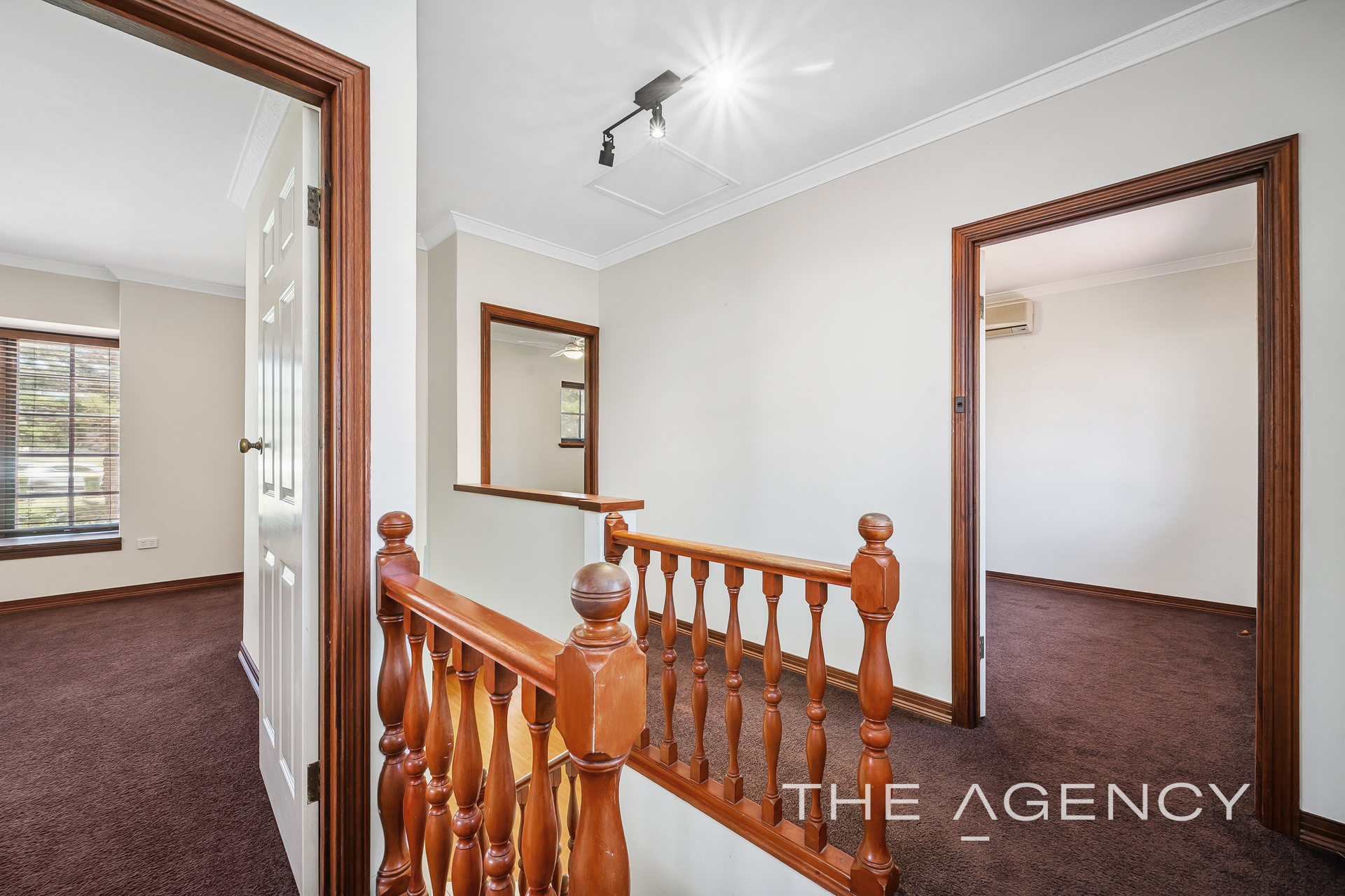 1/24 Salvado Street, Cottesloe WA 6011 Staircase