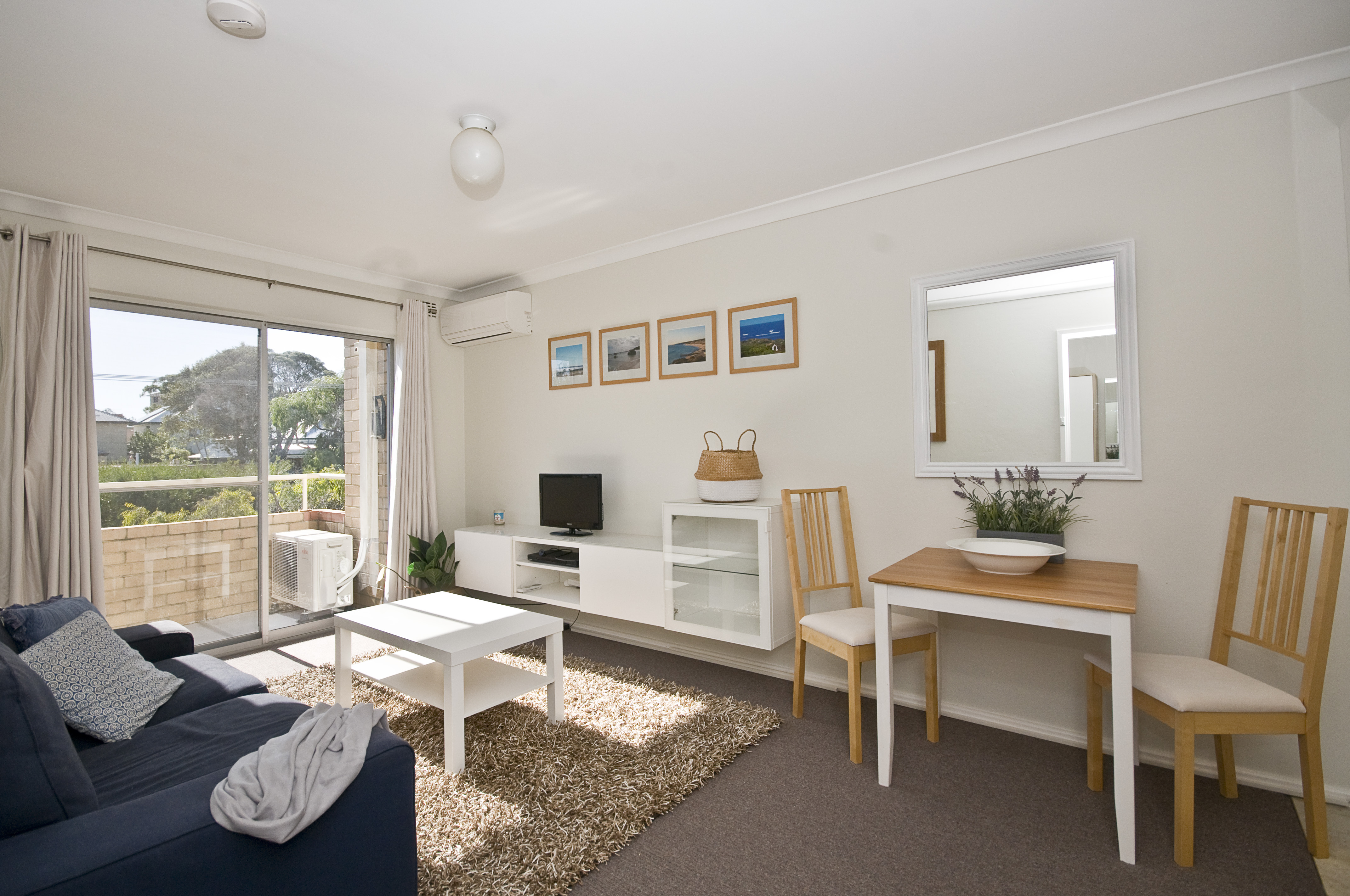 11/10 Murray Avenue, Mosman Park Lounge