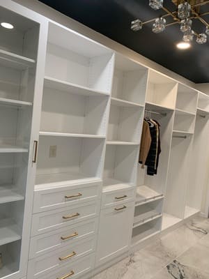 {{ custom_values.service_4 }} in {{custom_values.area_3})