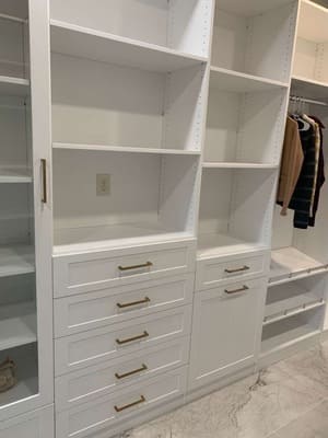 {{ custom_values.service_3 }} in {{custom_values.area_3})