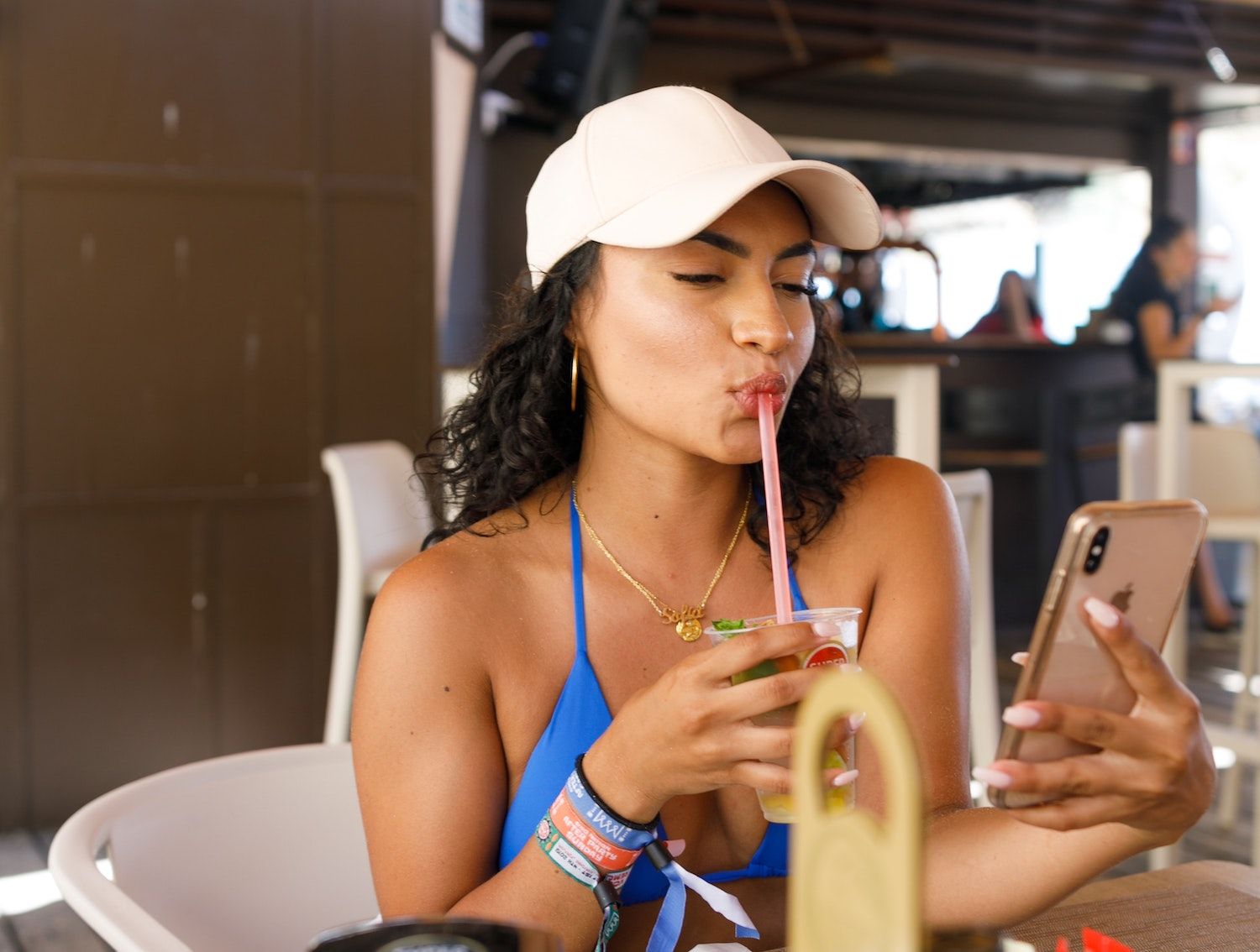 For beginners, filming with your mobile phone is not a bad idea.