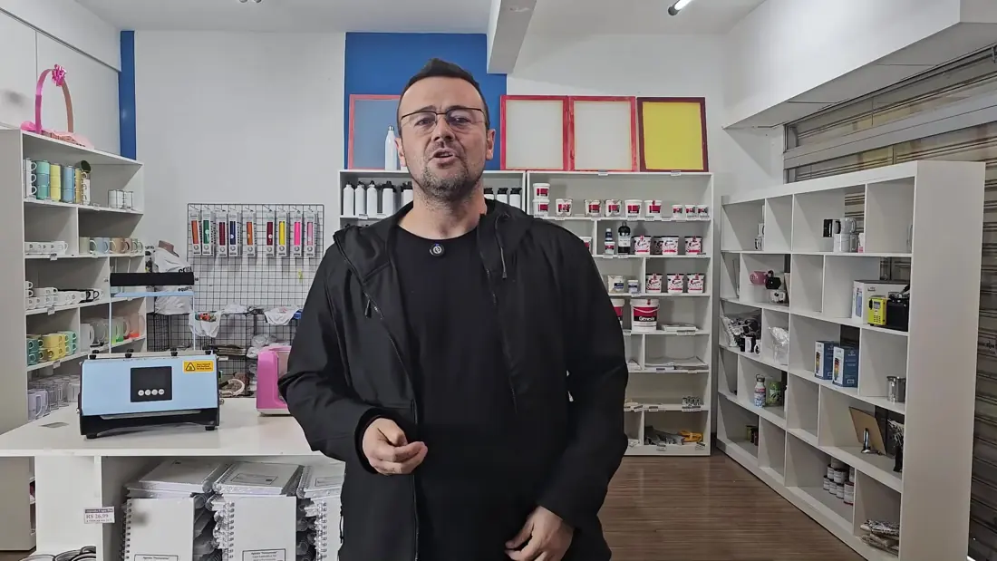 Hélio na loja ARDAGGIO