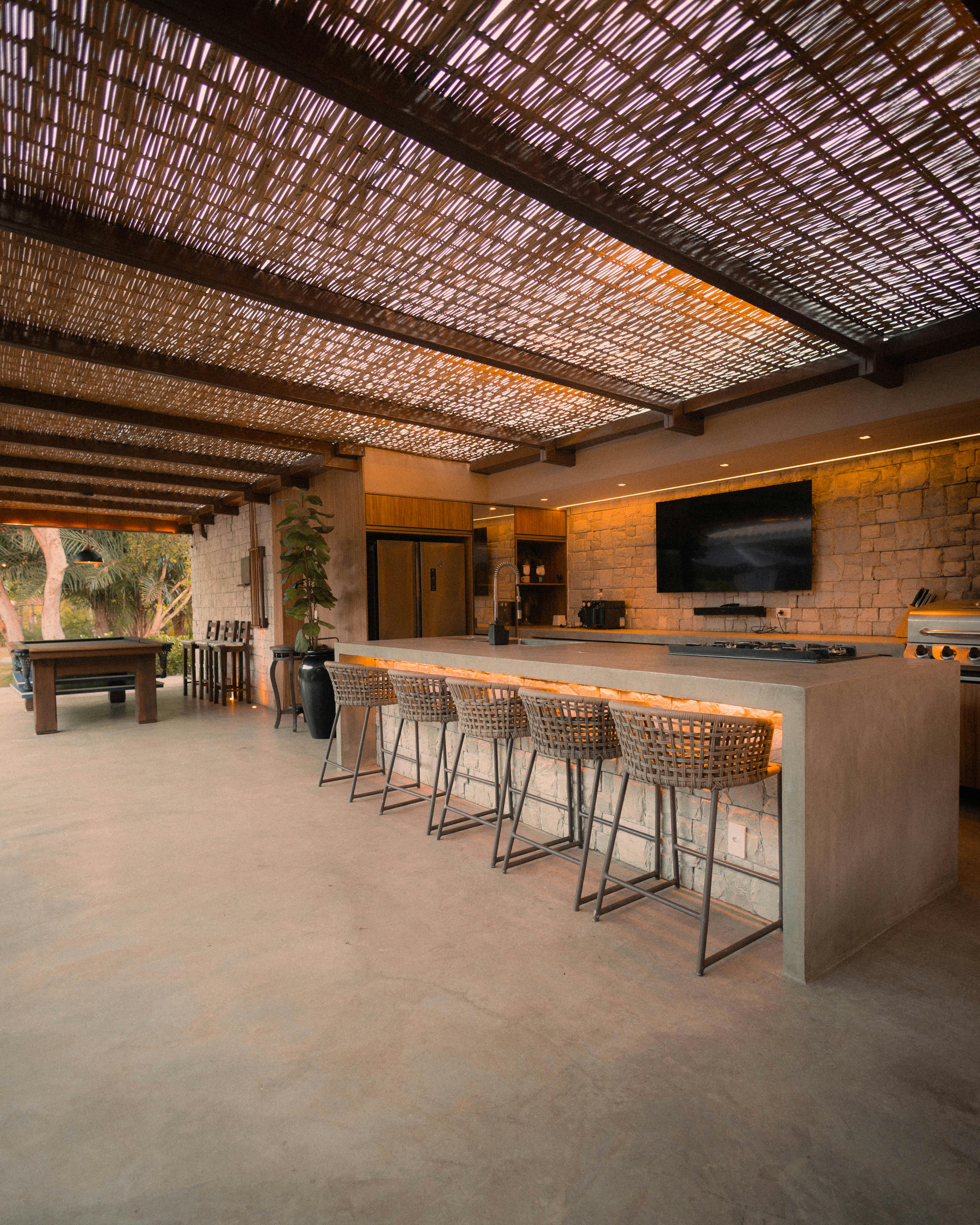 Outdoor Kitchens