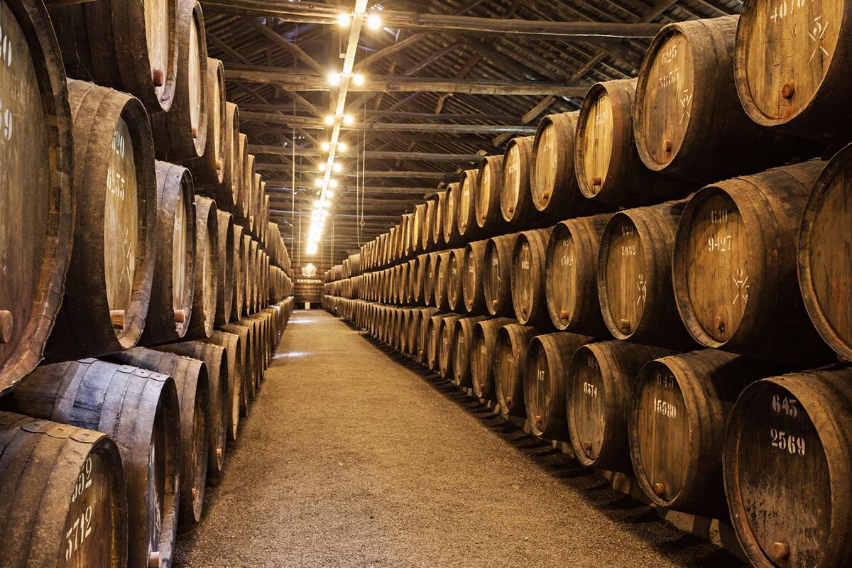 From sourcing to bonded storage and exit, a specialist broker manages every stage of the cask journey on the investor’s behalf. From sourcing to bonded storage and exit, a specialist broker manages every stage of the cask journey on the investor’s behalf.