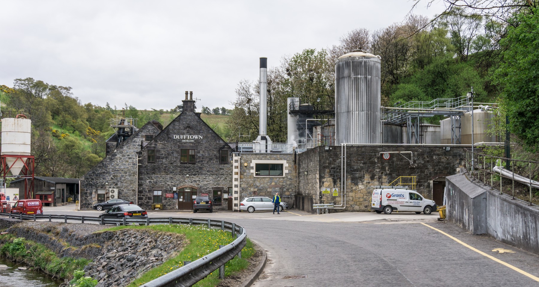 A Speyside distillery sited where geology, water and infrastructure converge: the conditions that made the region what it is A Speyside distillery sited where geology, water and infrastructure converge: the conditions that made the region what it is
