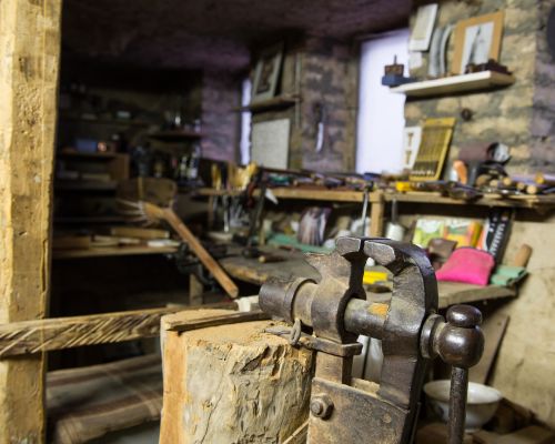  Custom Doors & Windows