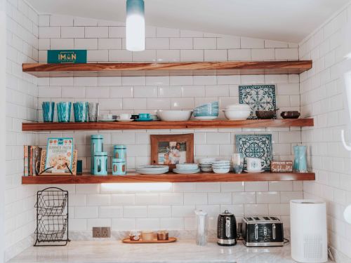 Built-in Shelving in Newland