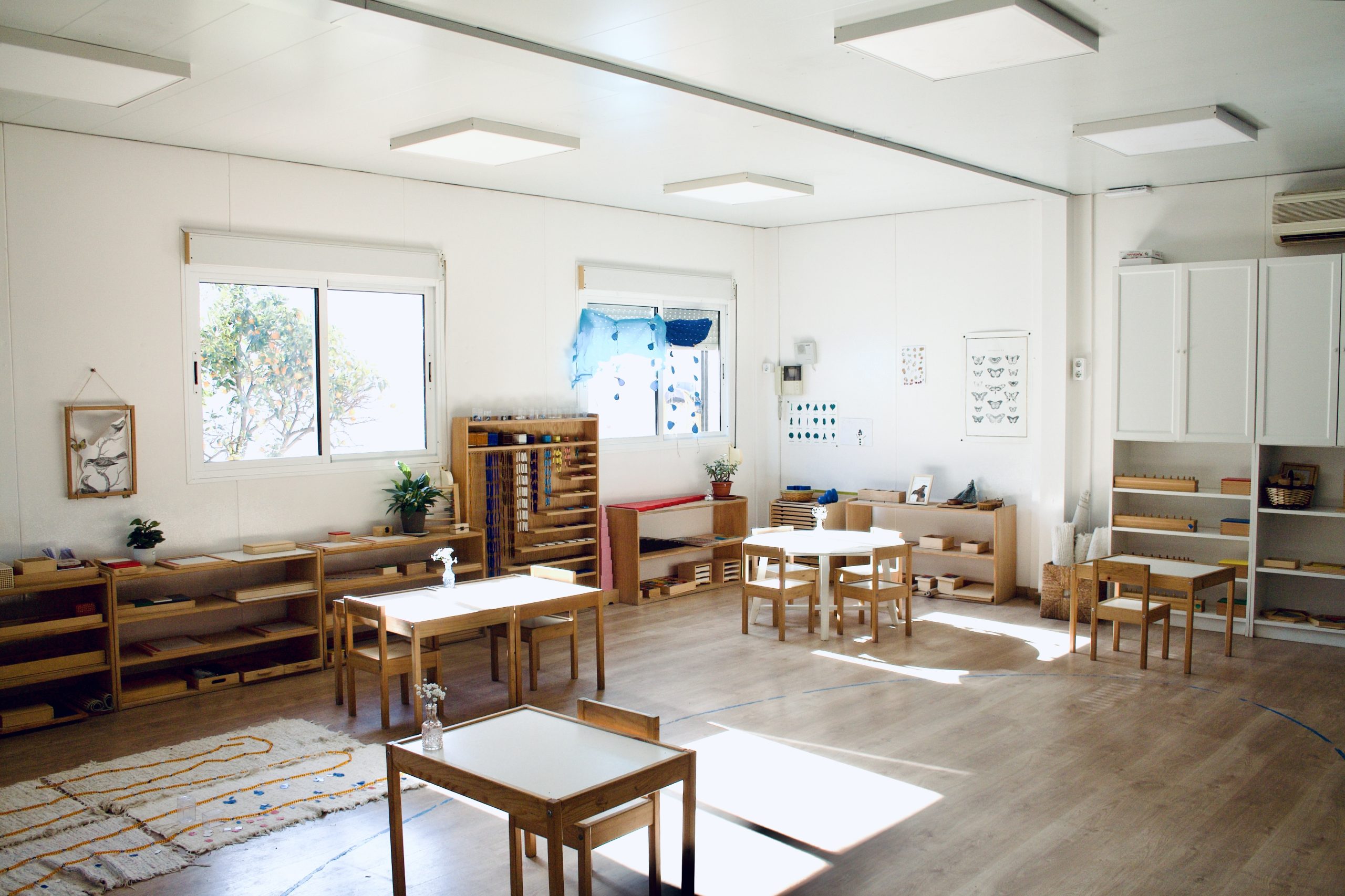 Aula interior de Chiaravalle School