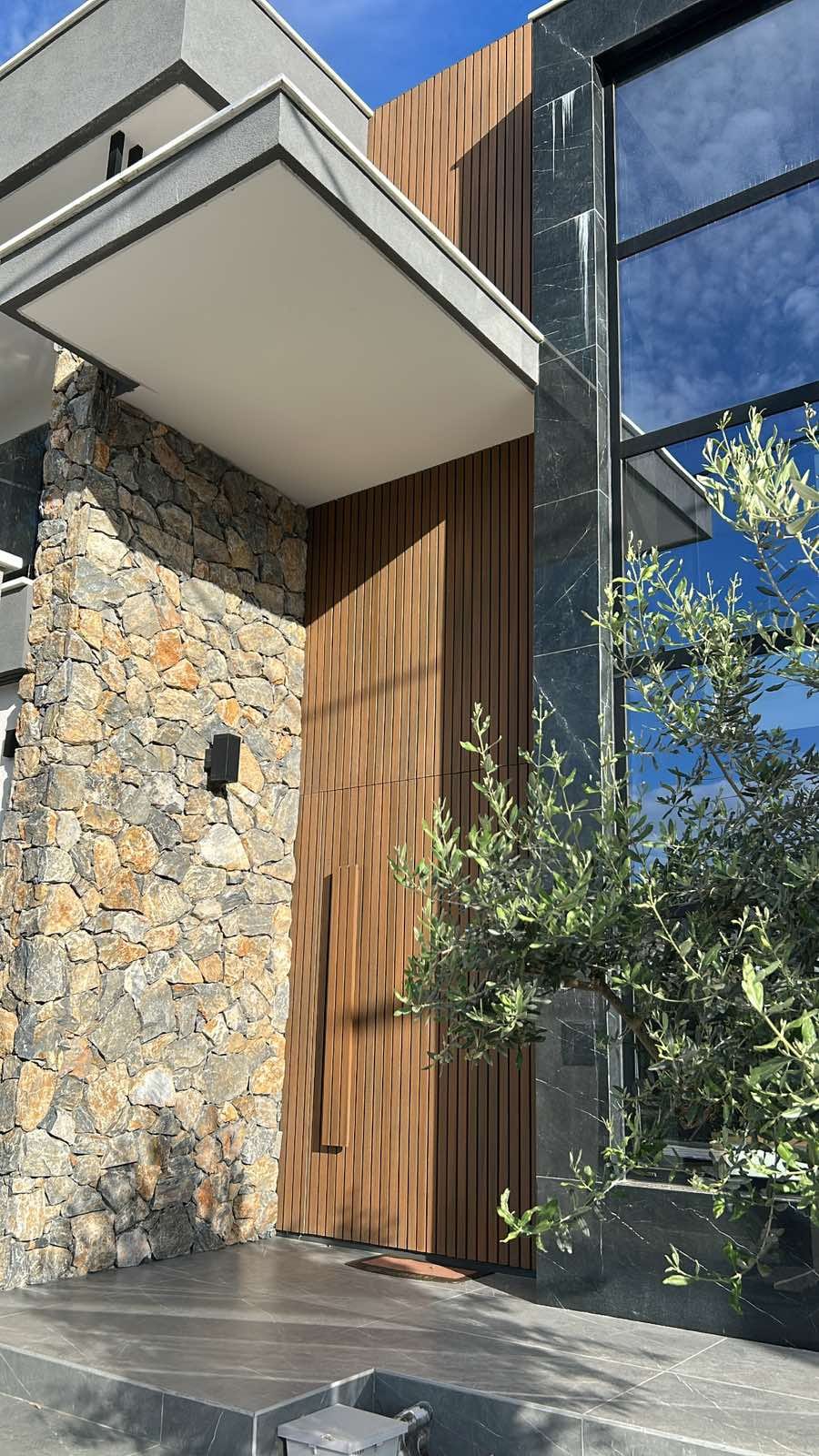 Exterior Twix Panels 2