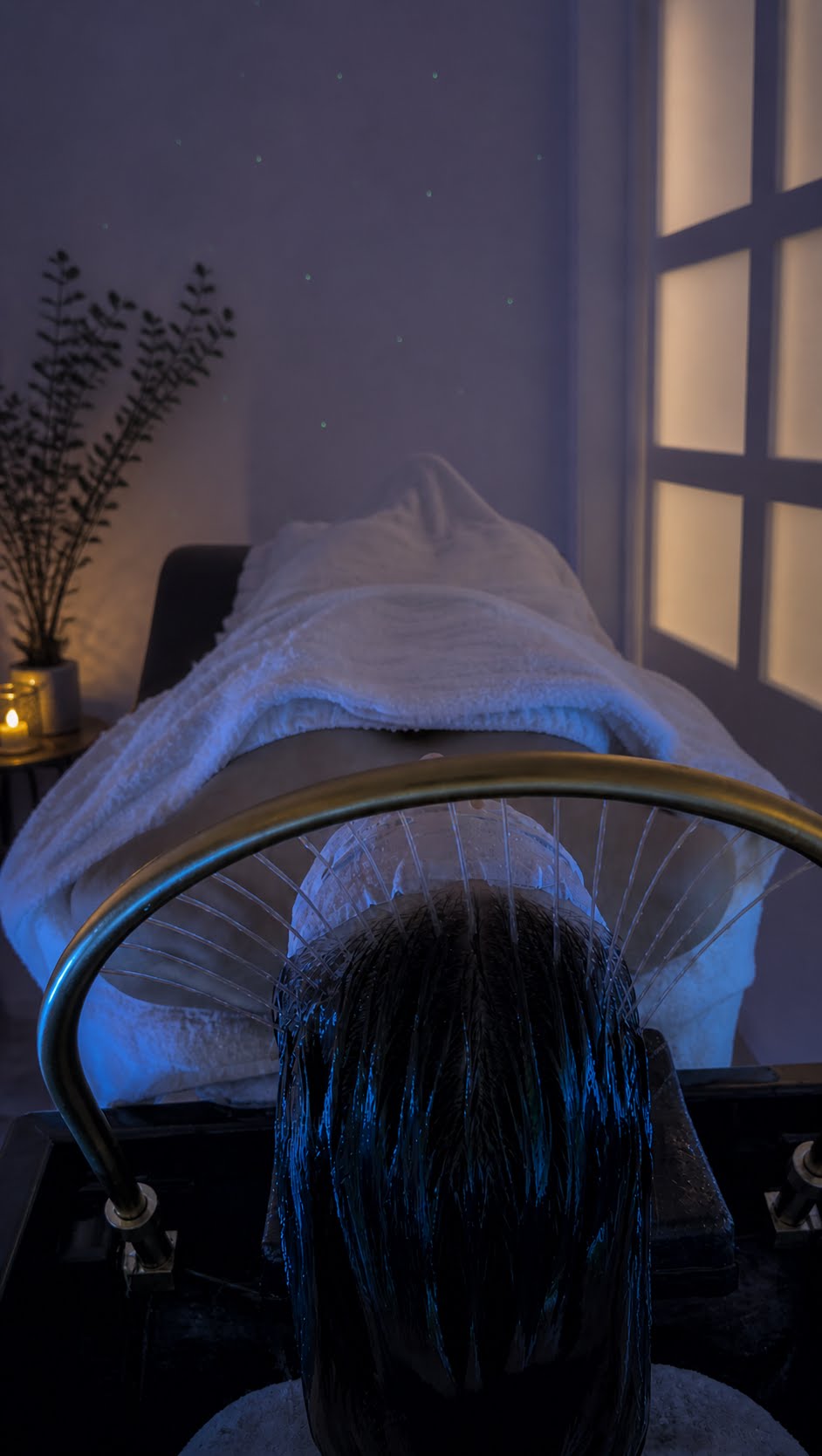 The Bombshell Reset head spa treatment