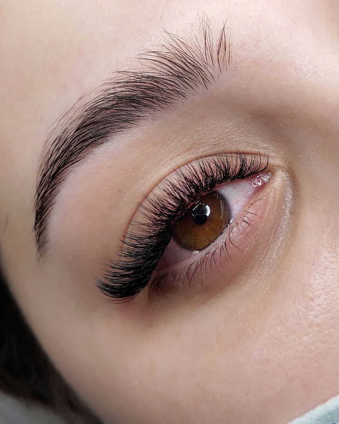 Classic full set lash extensions