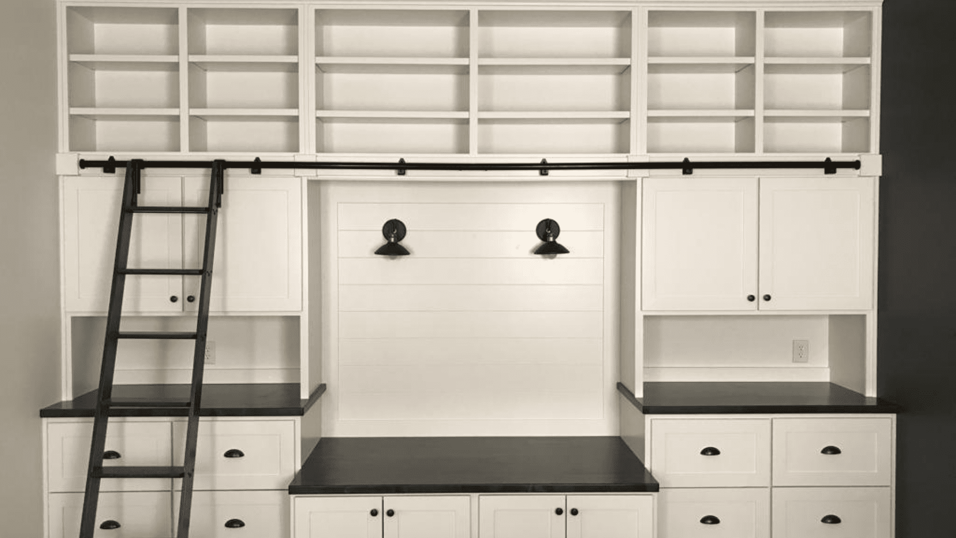 Closet, Pantry & Shelving Buildouts
