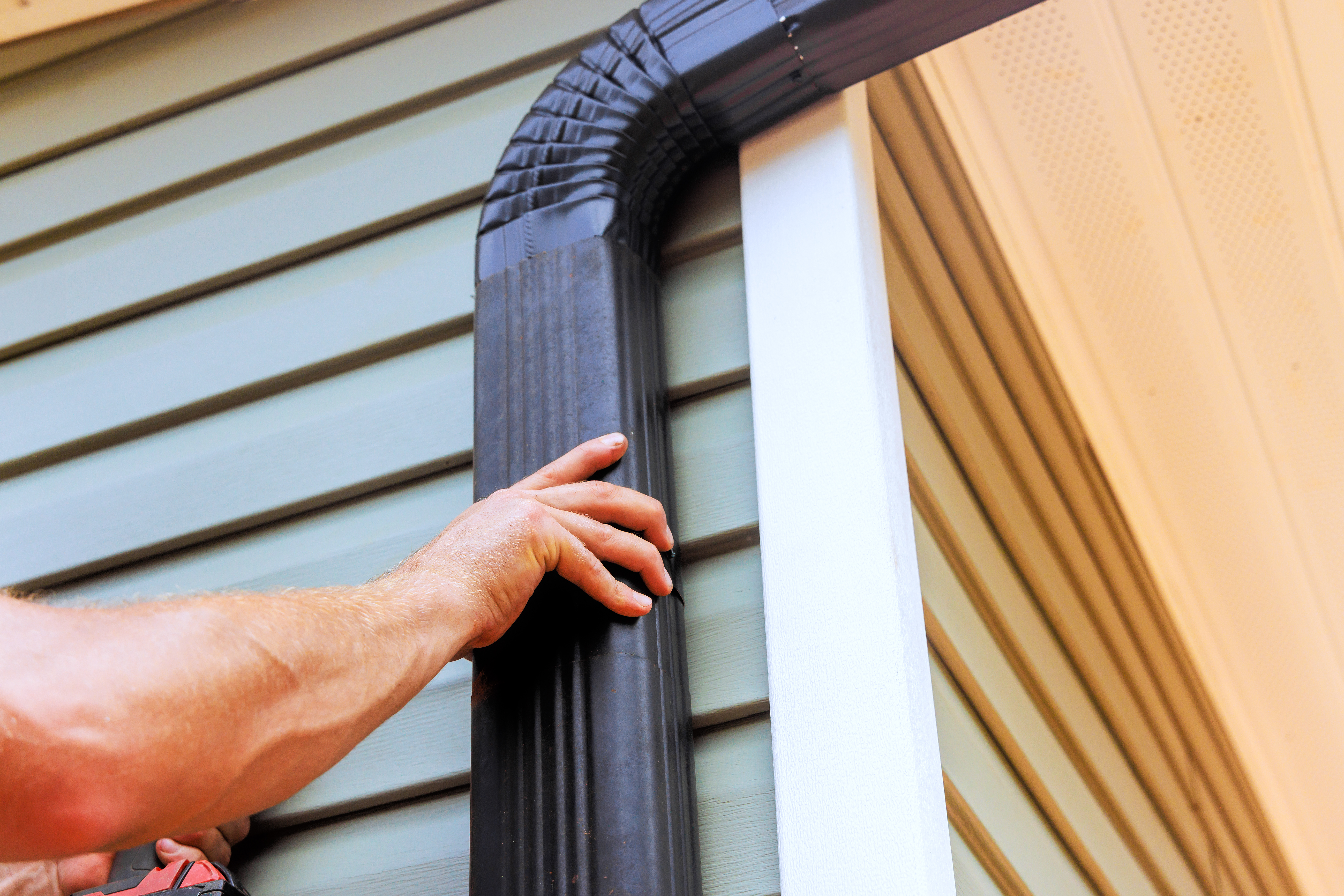 Siding & Gutters