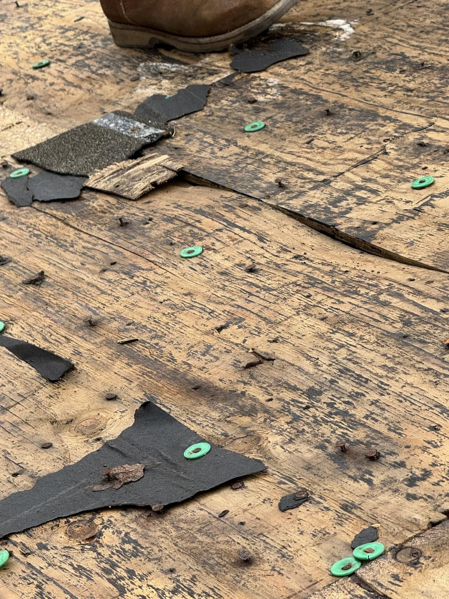 Roof repair in Brazil Indiana