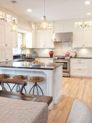 {{ custom_values.service_2 }} in {{custom_values.area_1})