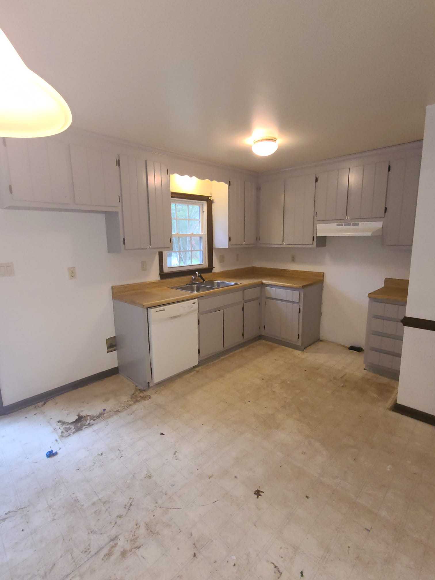JMSD Painting LLC project gallery image 31