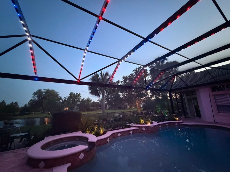 White permanent roofline lighting