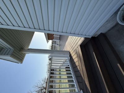 {{ custom_values.service_4 }} in {{custom_values.area_5})