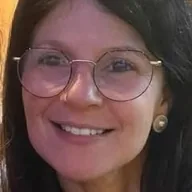 Cristina R.
