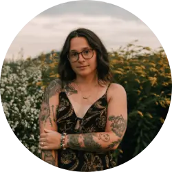 Kelsey Marques, build and systems lead at Sacred Luminary, a marketing team for spiritual entrepreneurs