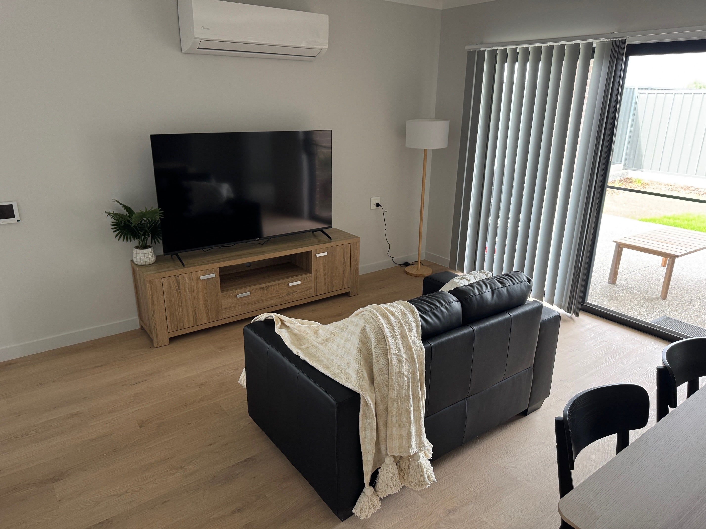 Available SIL property
