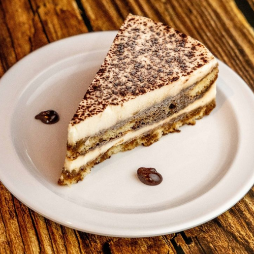 Tiramisu Cake