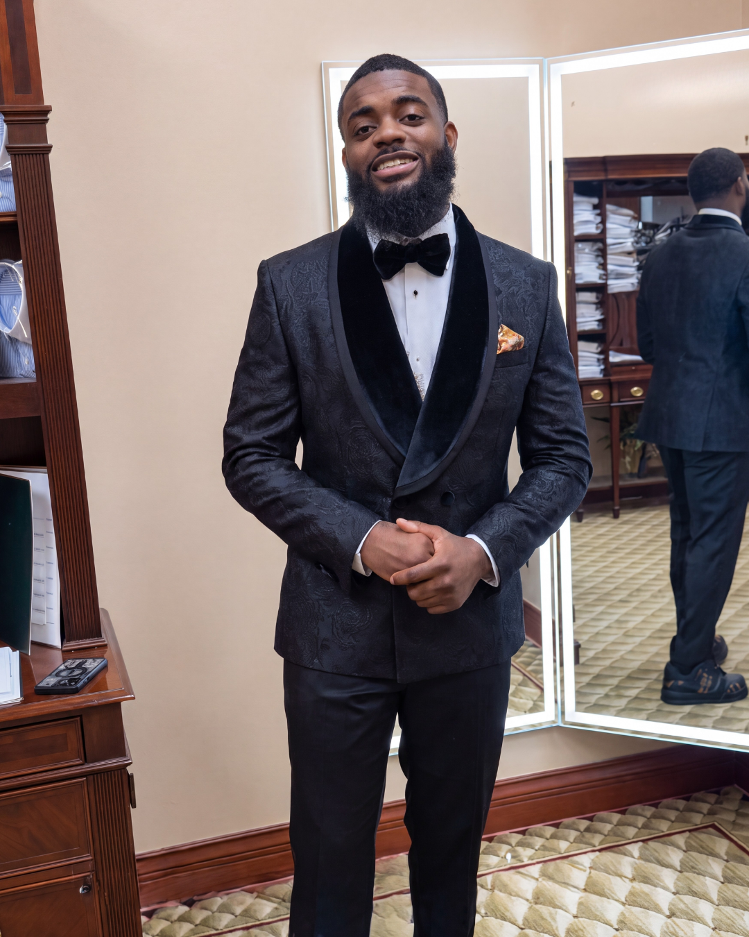 Amik Robertson