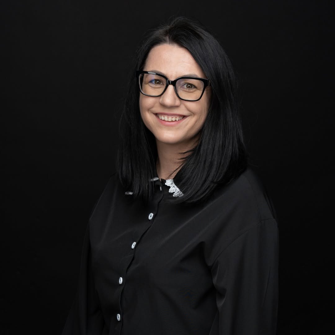 Alexandra - Senior Copywriter & Marketing Manager