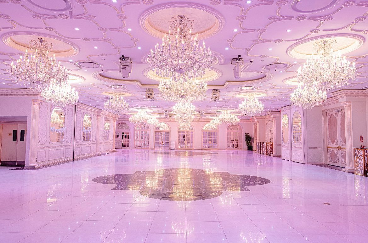 Queens wedding venue setting 1