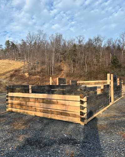 Barn and cabin buildjng in District of Columbia, DC