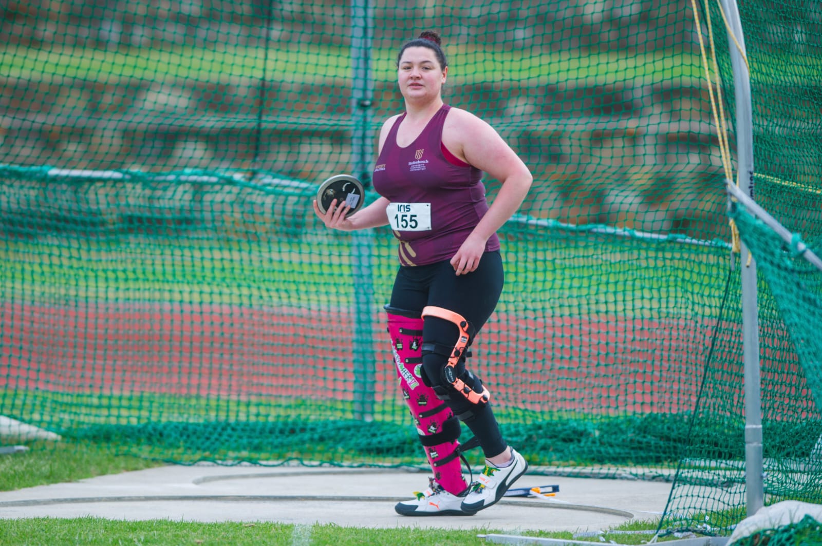 Mandeline competing