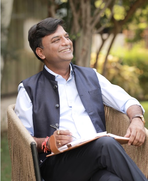 Shri Alok Khandelwal Ji