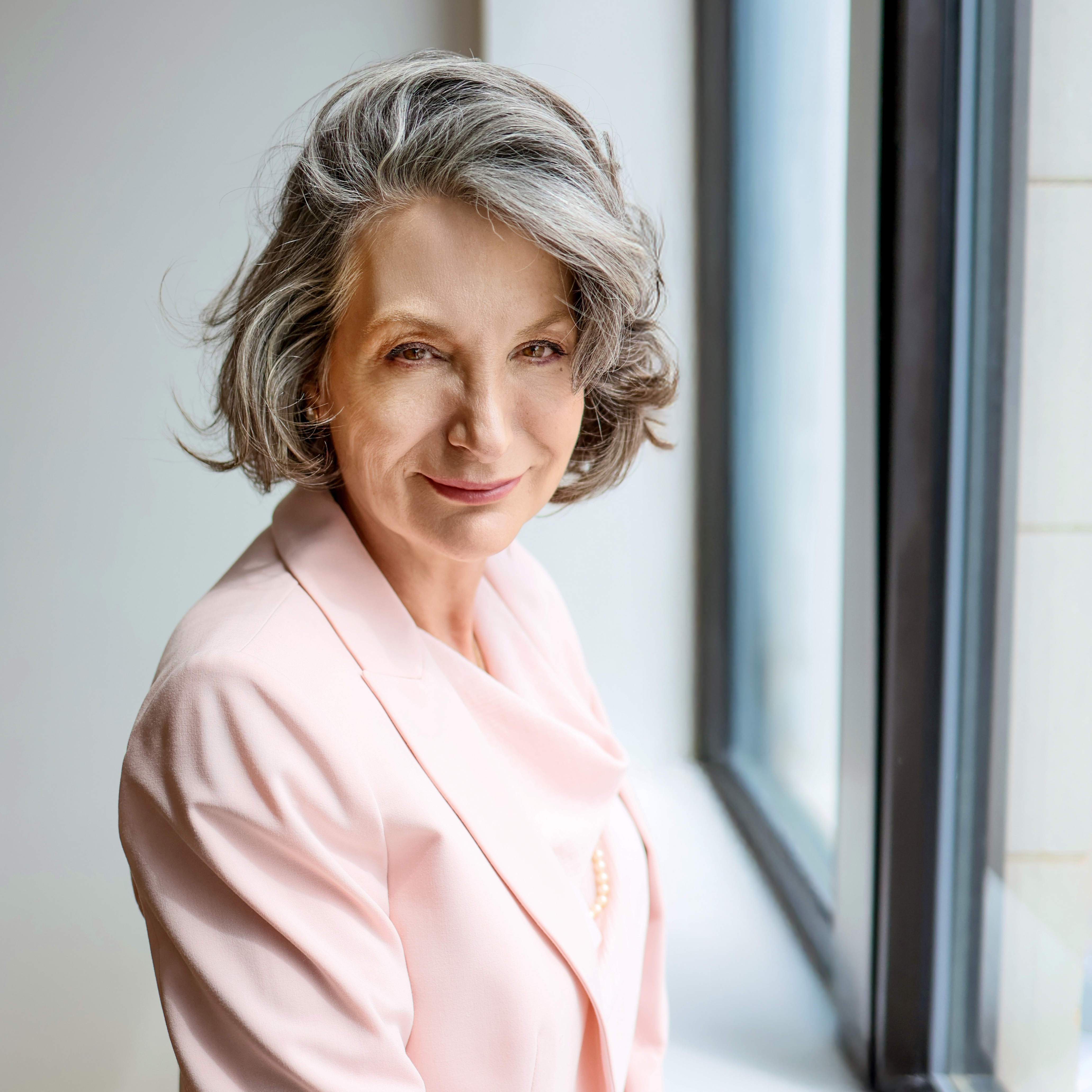 Dr. Melinda McCarty
