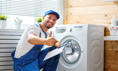 Refrigerator repair technician