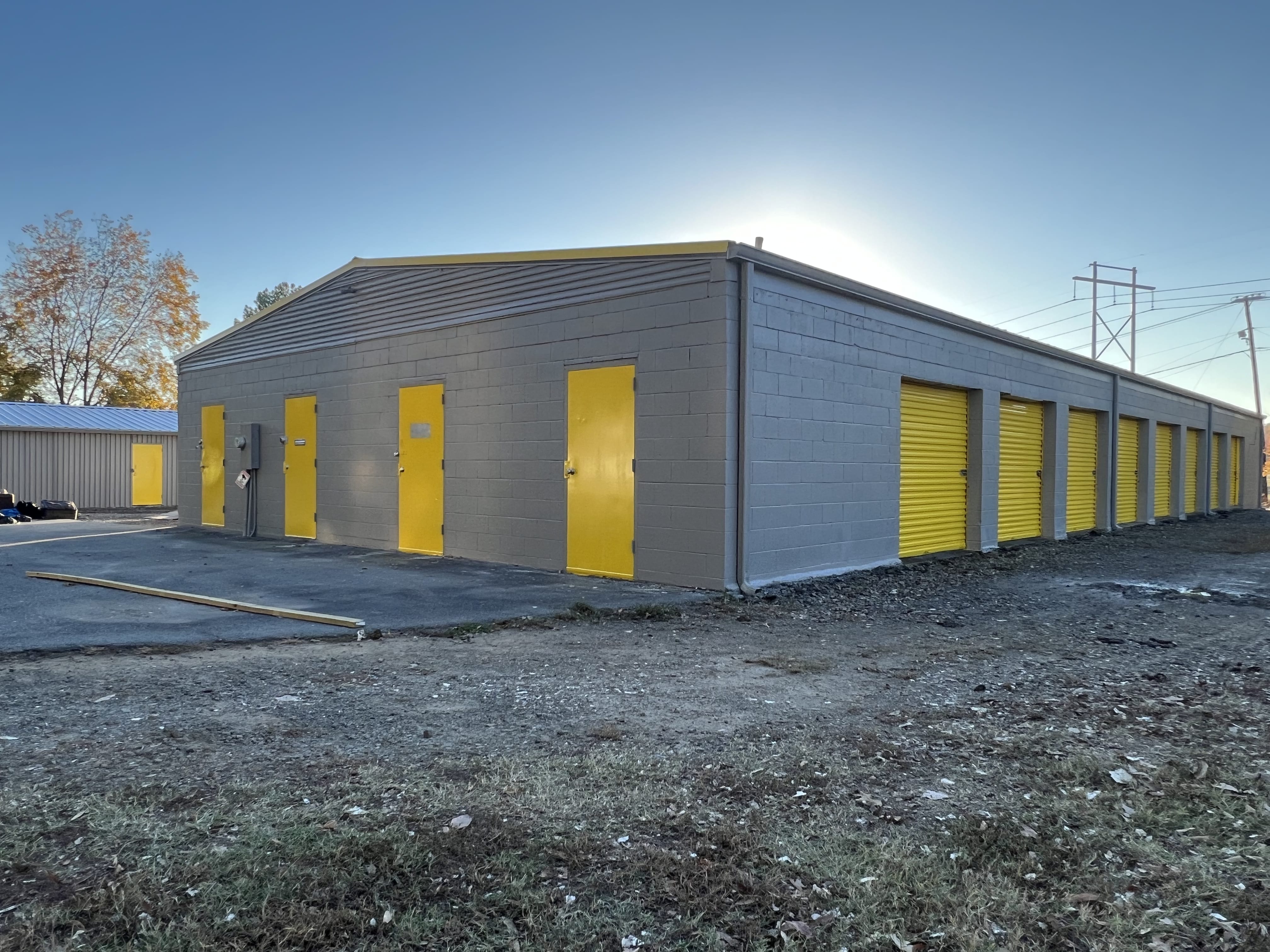 Self storage facility near me