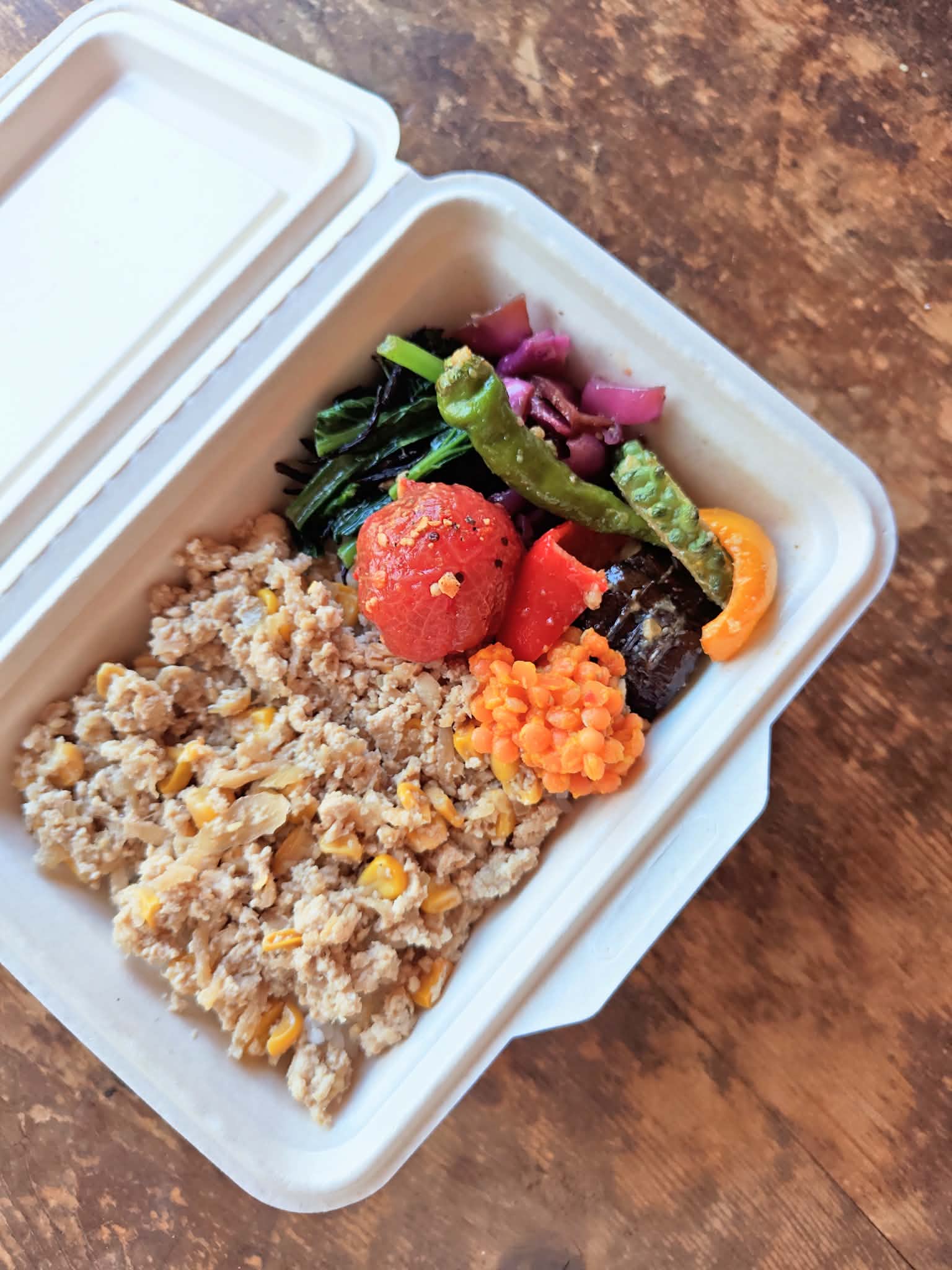 豆腐ベジそぼろと葉山野菜ののっけ弁当