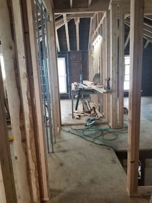 {{ custom_values.service_1 }} in {{custom_values.area_3})