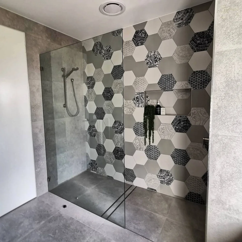 Fully framed shower screen with sliding door in a Canberra bathroom