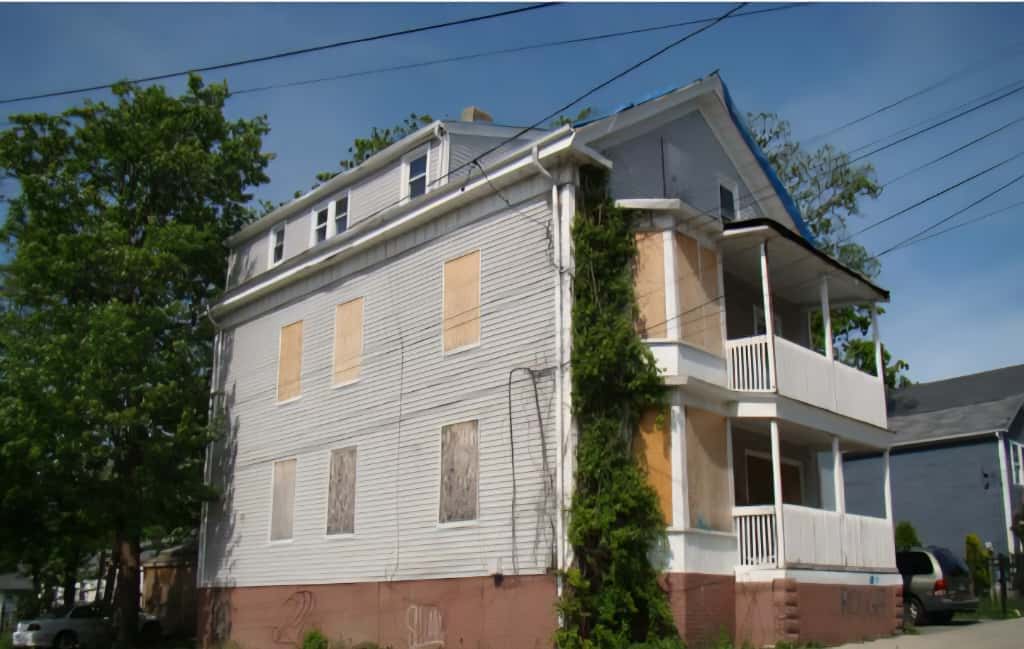 Multi family property purchased by M Group Buyers