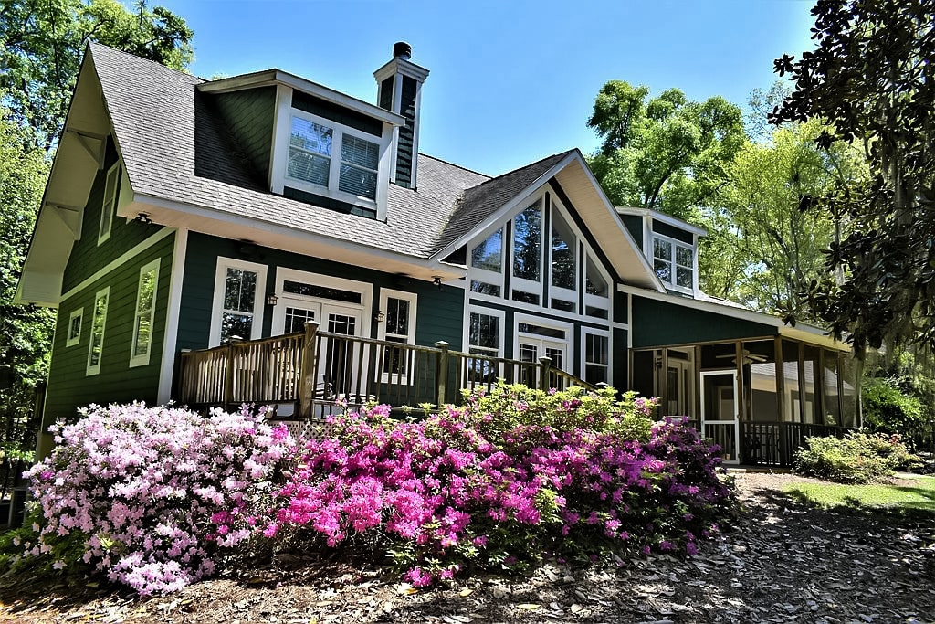 REDBO Free Listing l Property For Sale In 12 Rosalyn Rd,