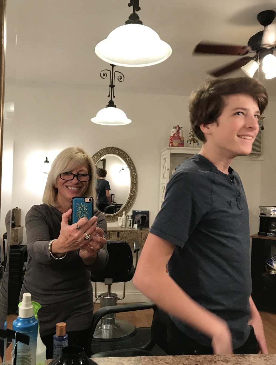 Men's haircut at Salon Eastport