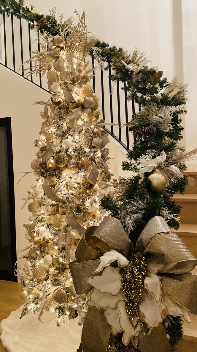 Craftsmanship in holiday decorating